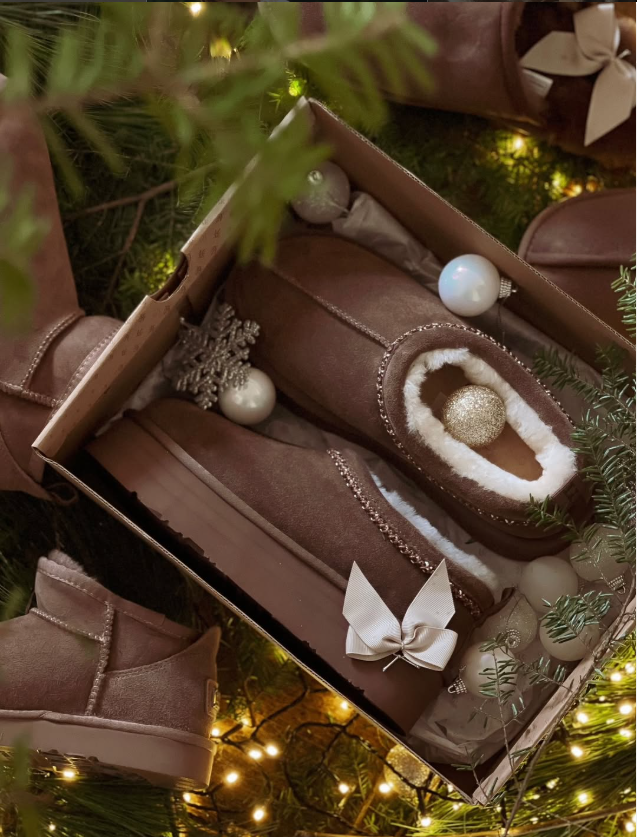 August's Best Buys: Fall Decor &amp; Cozy Outfit Inspo